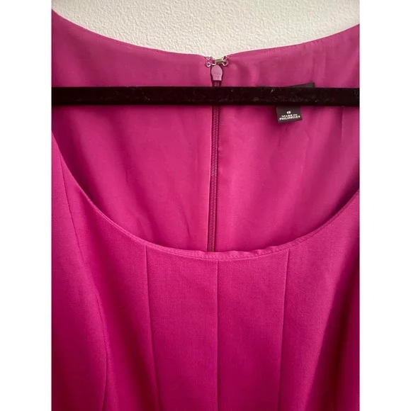 Ann Taylor Magenta Sleeveless Fitted Sheath Dress Size 8 - Picture 4 of 6